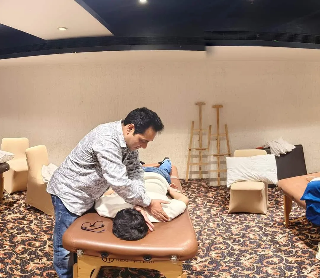Dr Jha's Physioworld | Expert Physiotherapist in Chembur | Advanced Physiotherapy Clinic in Chembur
