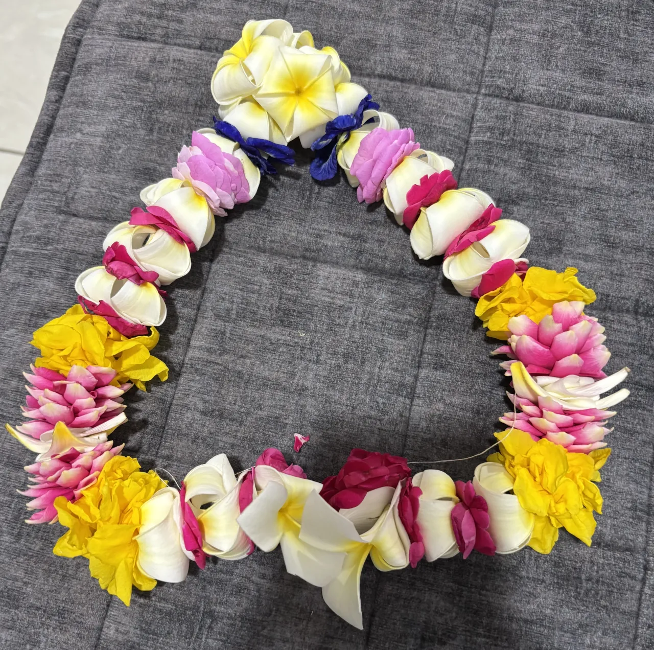 Rose , Champa , Vasant vibes | beautifully mixed for a divine Malaji feel