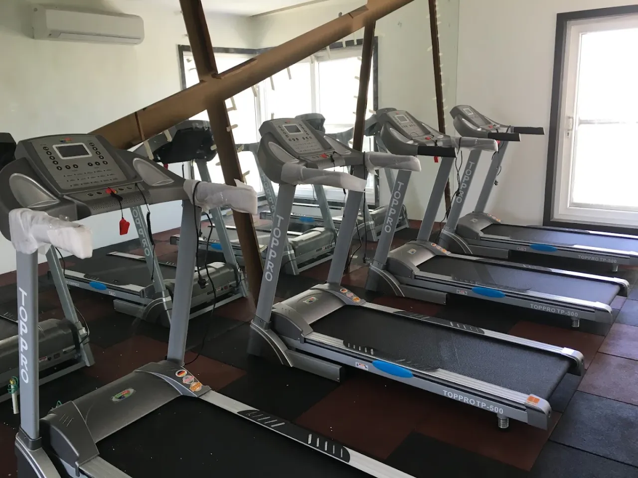 Sports & Fitness Equipment Store | Badminton, Cricket, Gym & Indoor Games