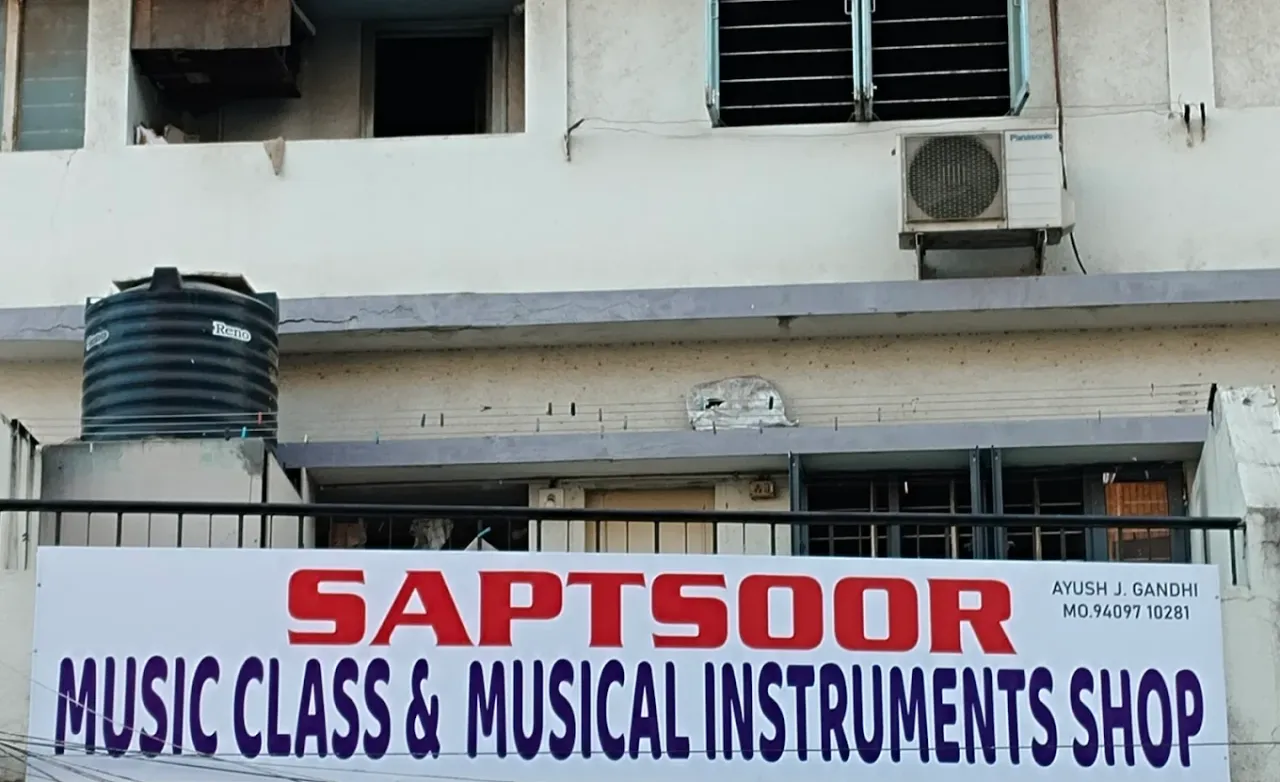 Saptsoor Musical Instruments - Keyboards, Guitars & All Music Instruments Store