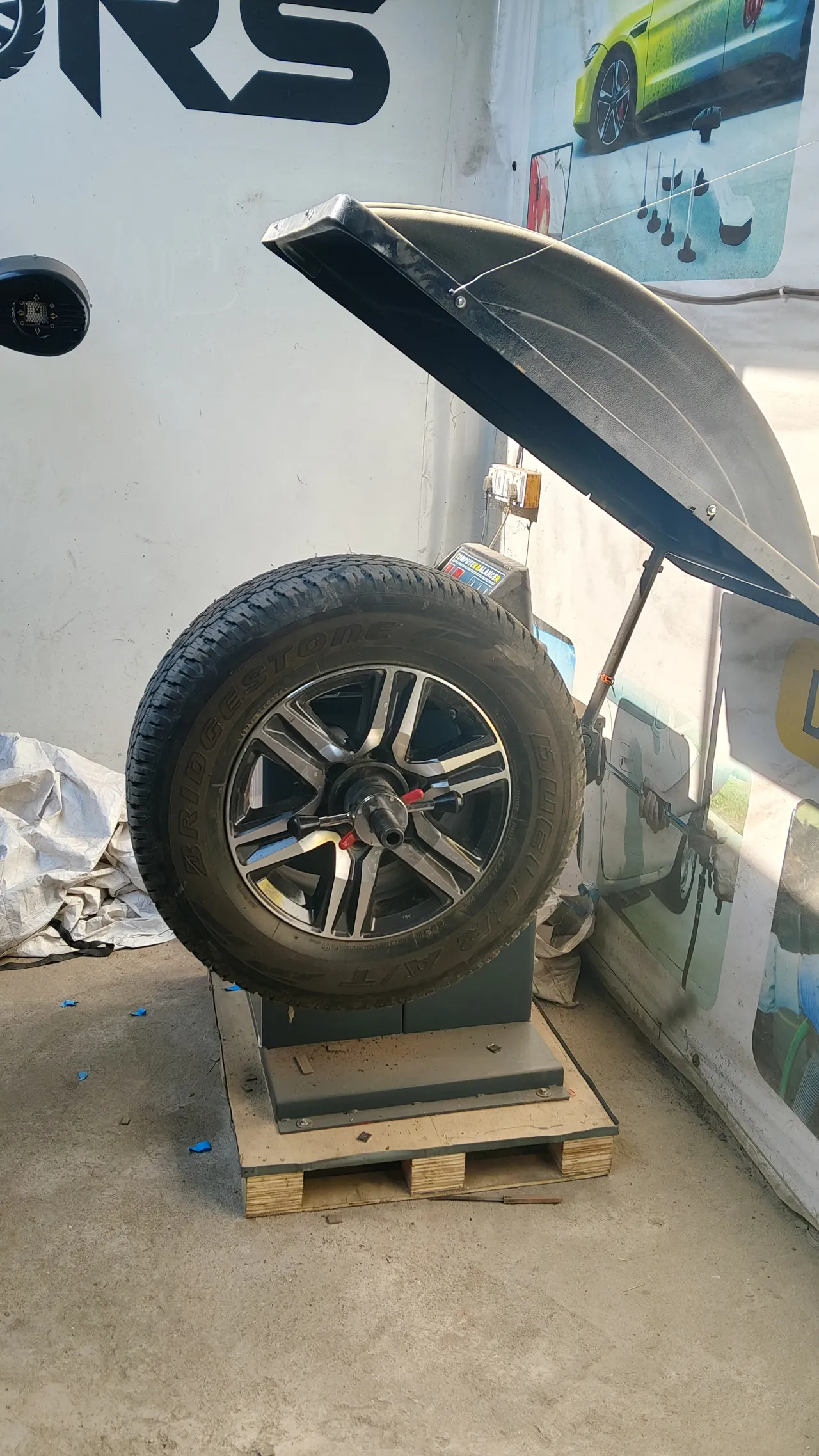 LOTUS AUTOMOTIVE