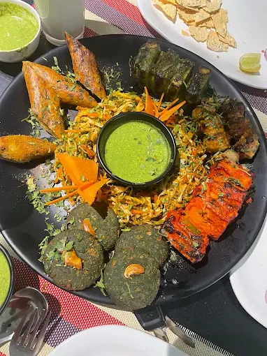 Heartly Heaven Restaurant Gondal | Best Multicuisine Restaurant & Celebration Place