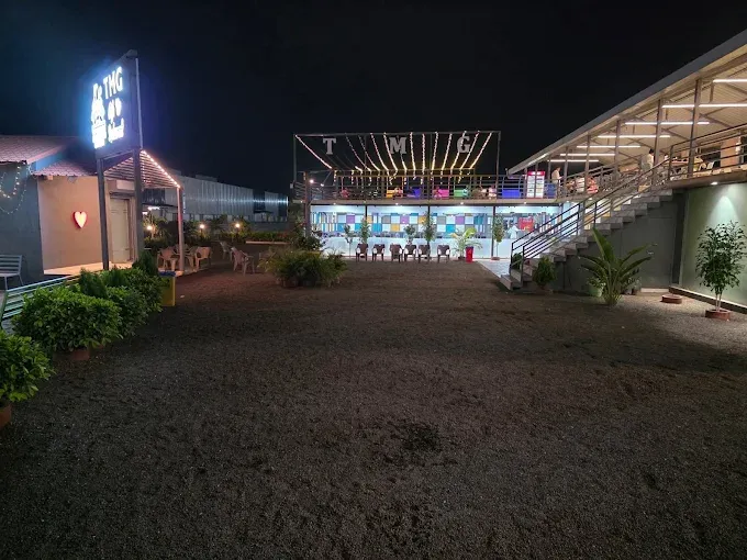 The Meeting Ground Restaurant & Café Gondal | Gujarati & International Cuisine