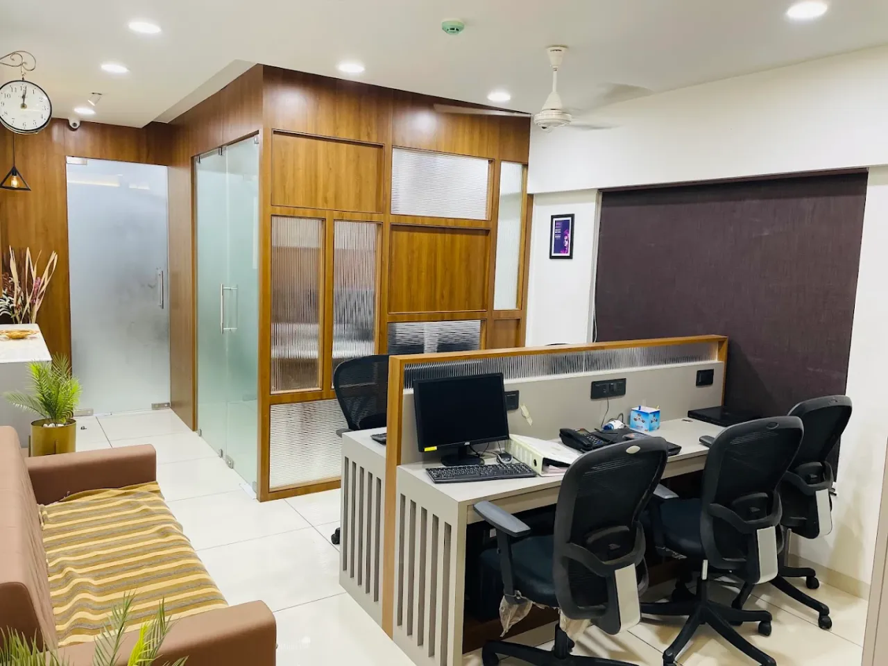 Harsh Manek & Co. -  Best CA in Rajkot | Accounting, GST & Income Tax Experts