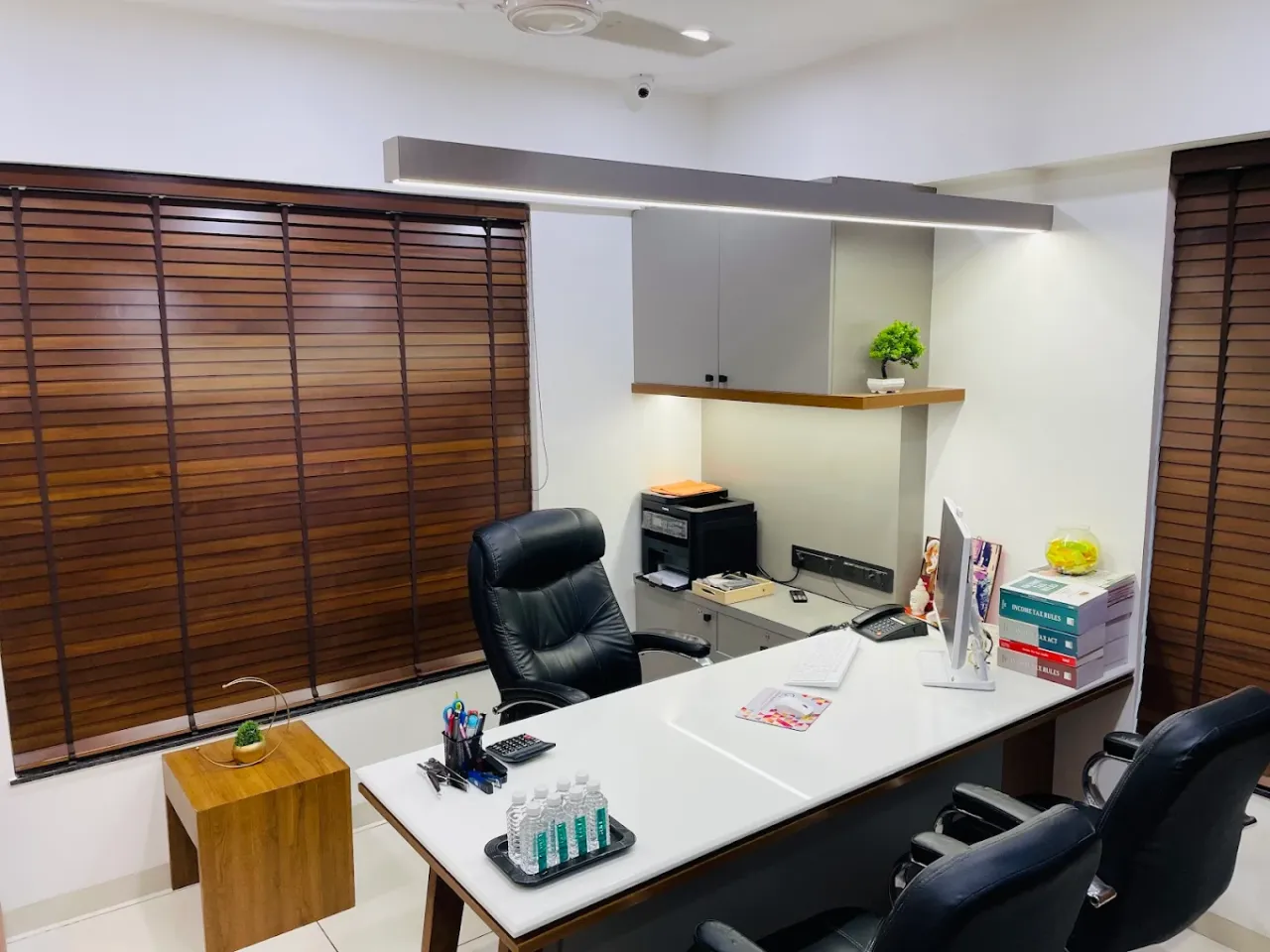 Harsh Manek & Co. -  Best CA in Rajkot | Accounting, GST & Income Tax Experts