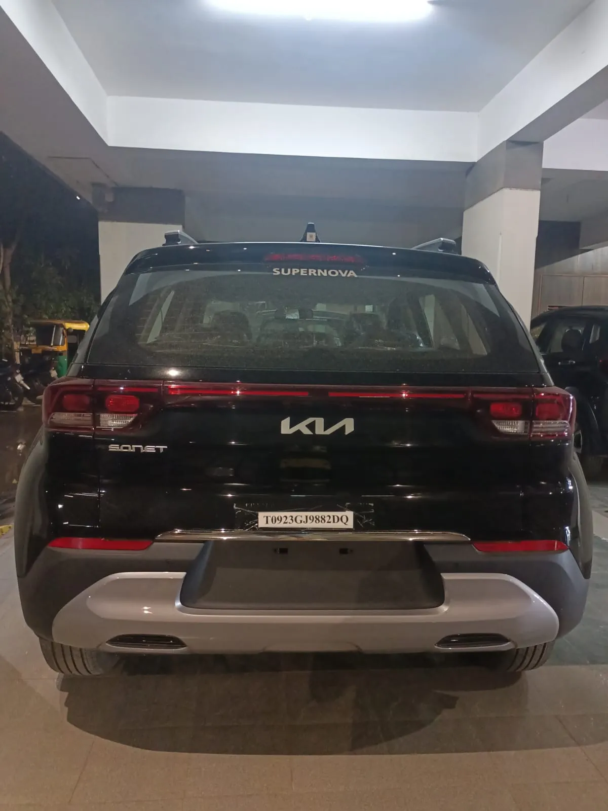 Kia sonet 2023 model (HTX plus) Diesel Travelled only 18,500 KM