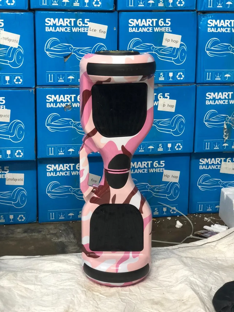 6.5 Inch Hoverboard, Self Balancing scoter | Reach and Unique Toys