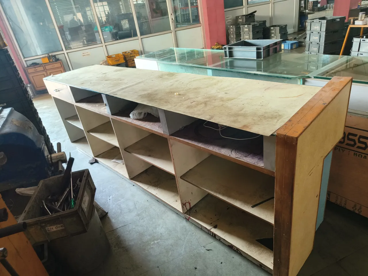 8×2.5 ft. Size