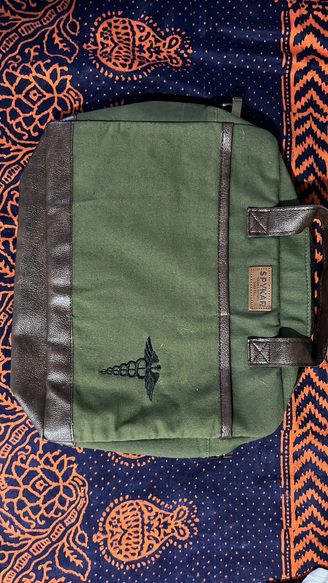 Laptop bag