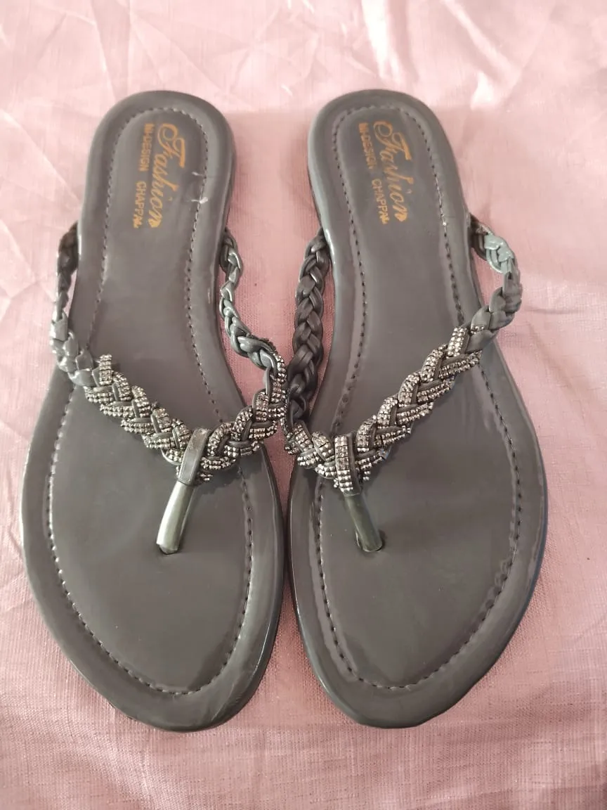 Ladies foot wear