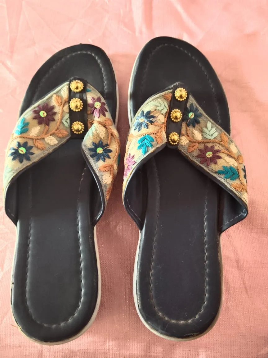 Ladies foot wear