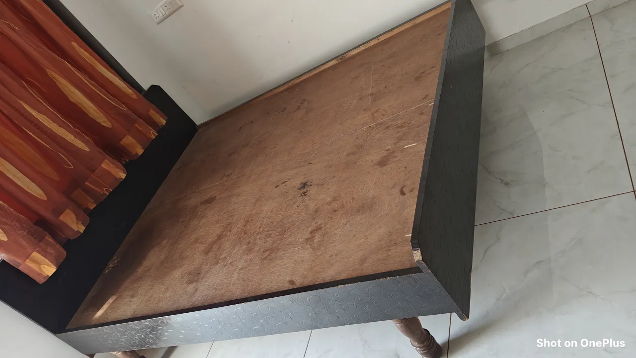 સેટી વેચવાની છે