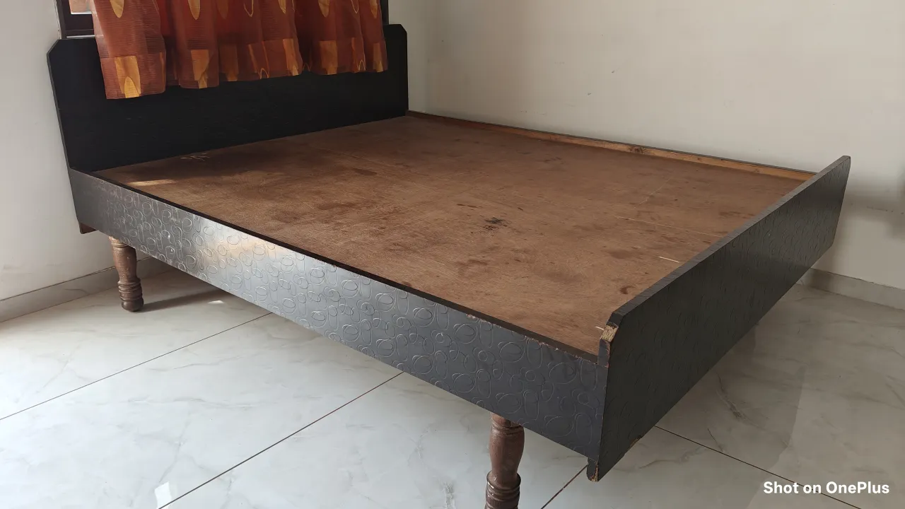 સેટી વેચવાની છે