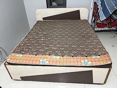 Double bed