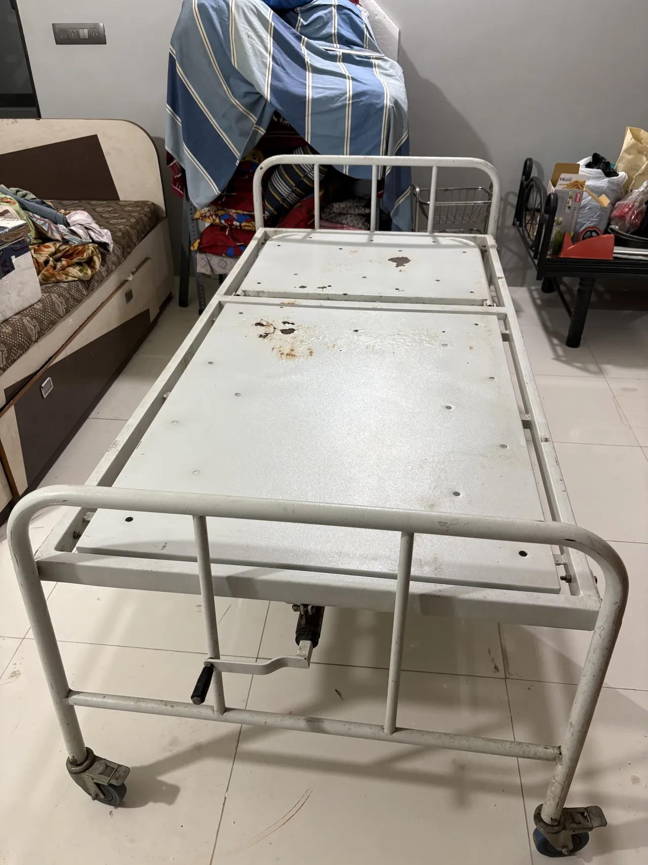 Adjustable bed