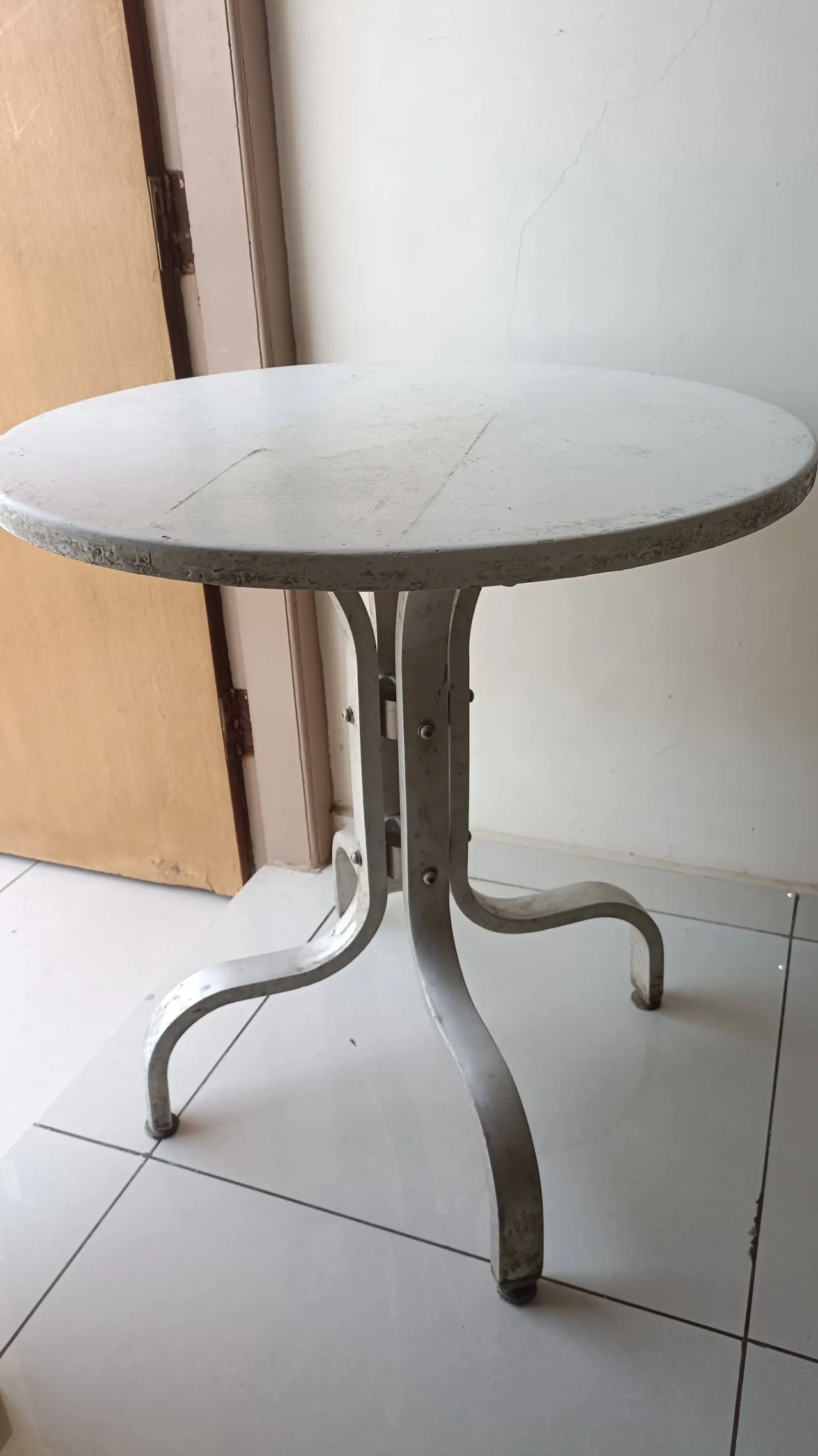 5 table