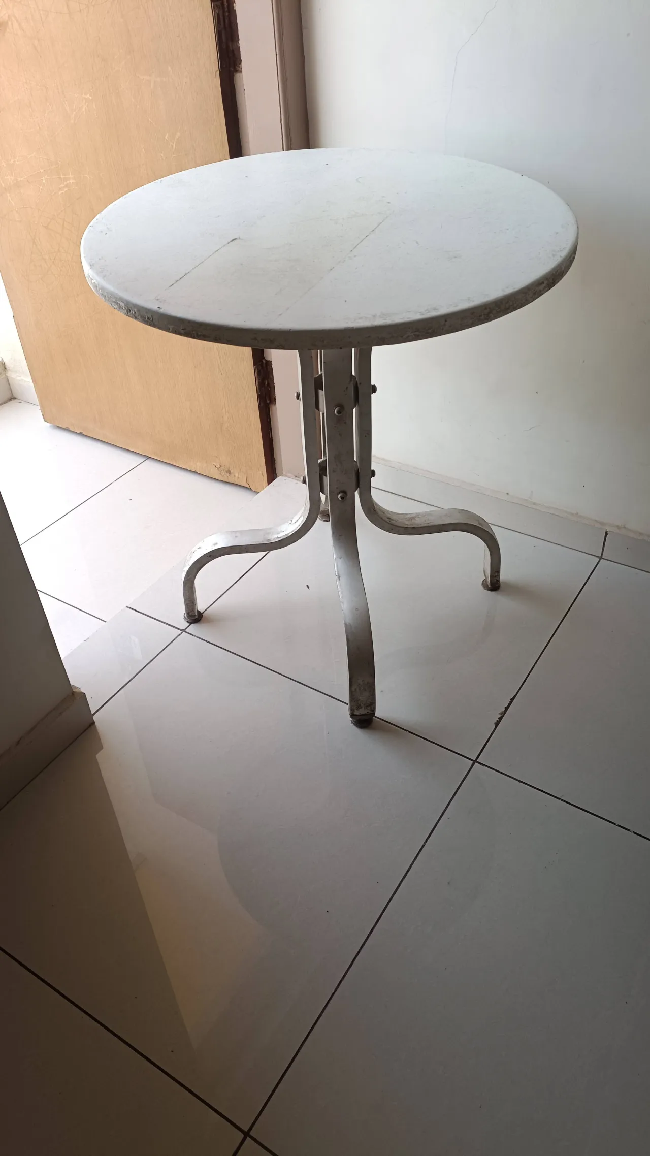 5 table