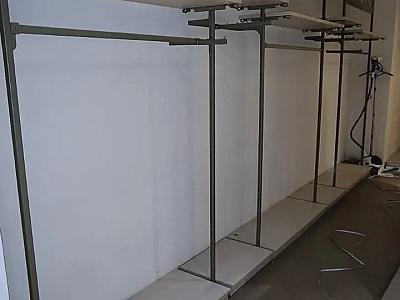 showroom furniture fixture