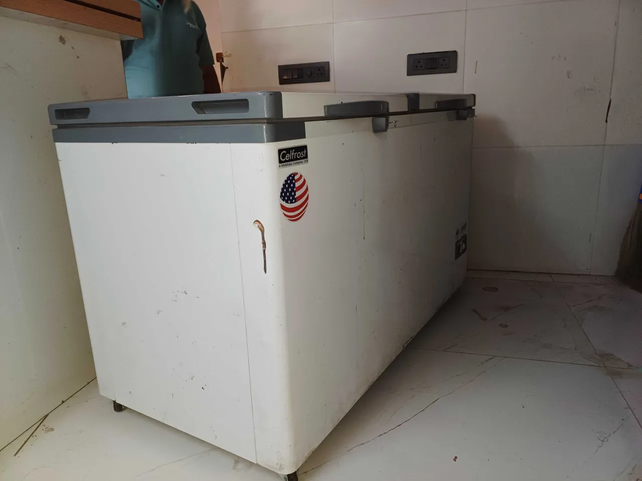 Celfrost Deep Freezer