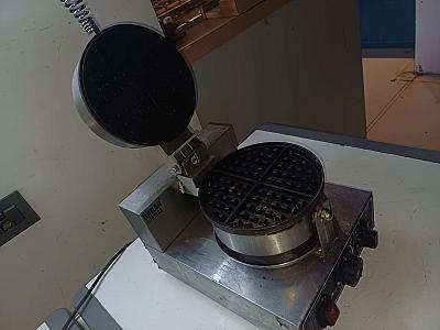 Waffle Maker