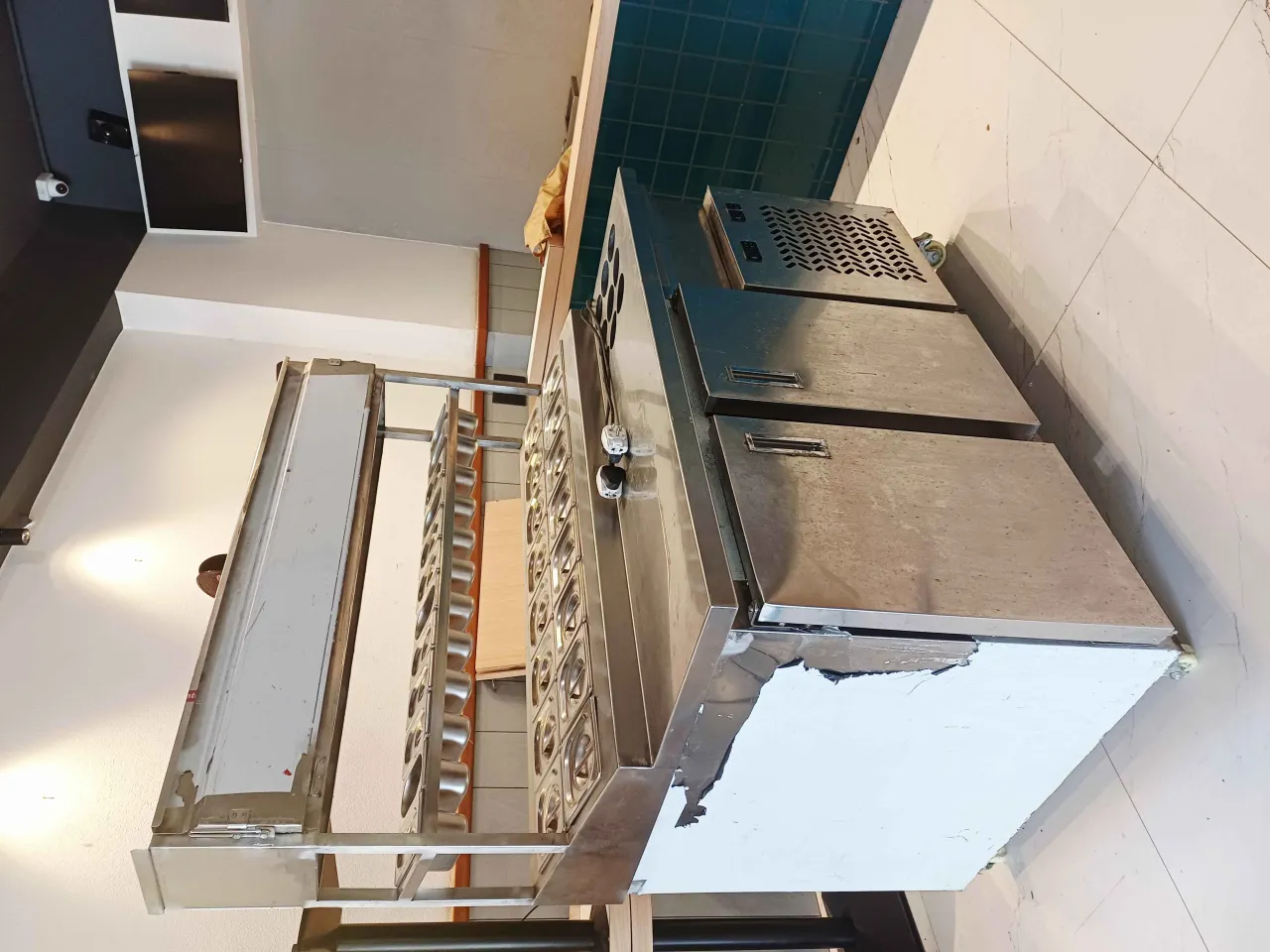 Stainless Steel Refrigerated Topping Counter