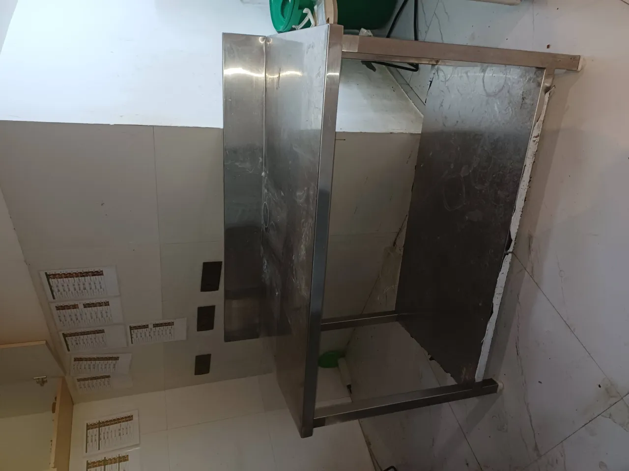 Stainless steel preparation table 48 x 30in