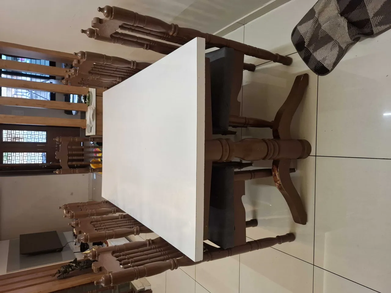 8 seater Dinning Table