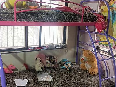 Double layered Kids metal bed