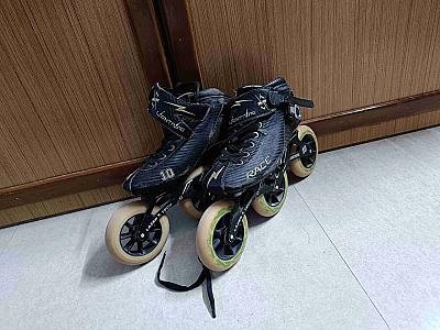 LXT company, professional wheel sketting with bag