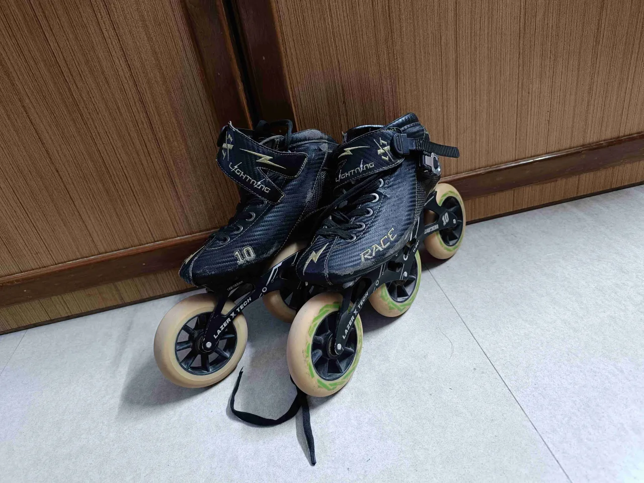 LXT company, professional wheel sketting with bag