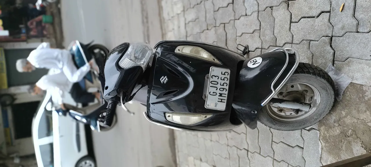 Suzuki access 125 2014 prise 21000