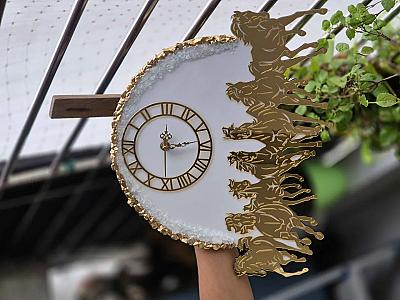 7 horse wall clock resin art