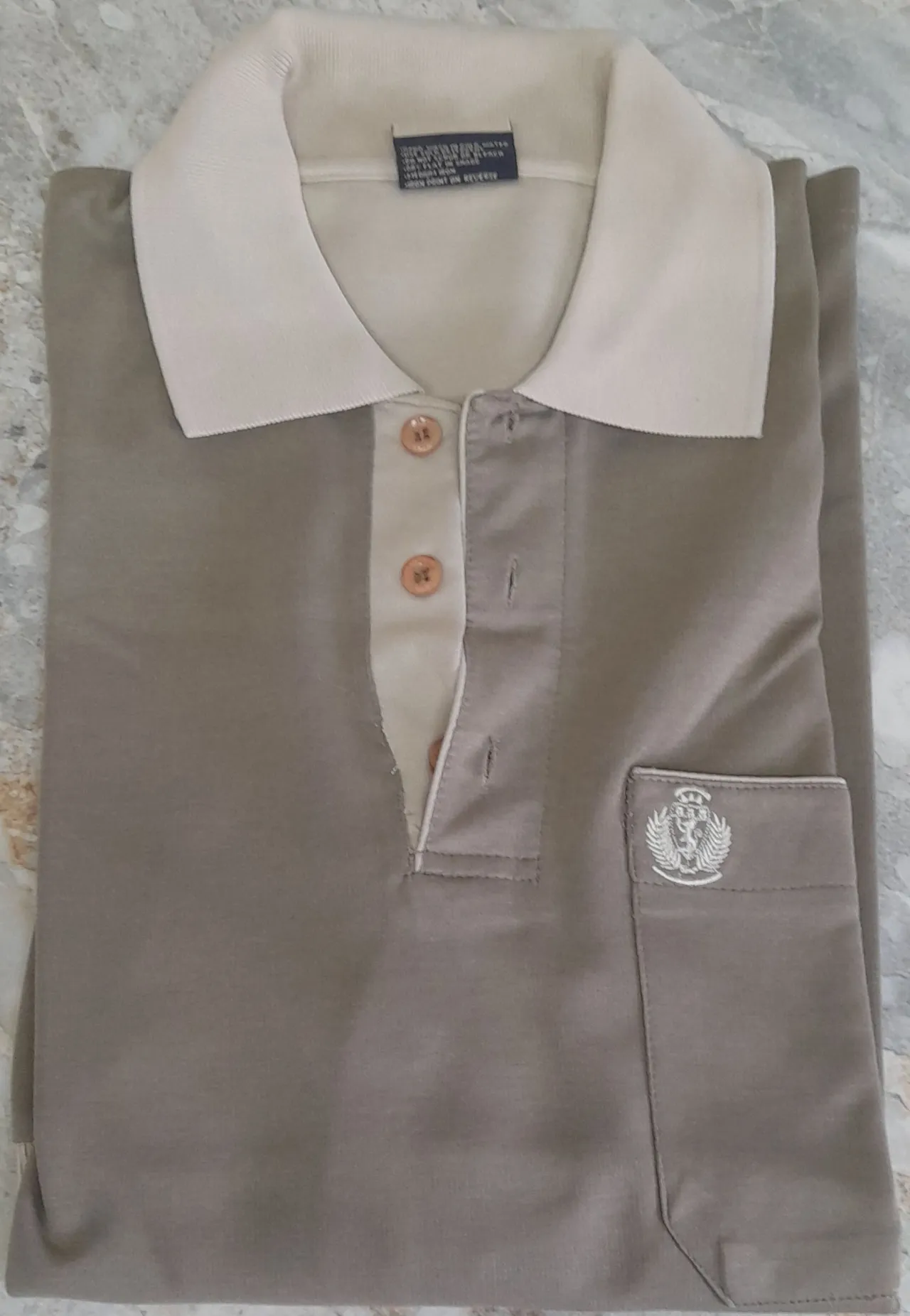 10 Men's tshirt
