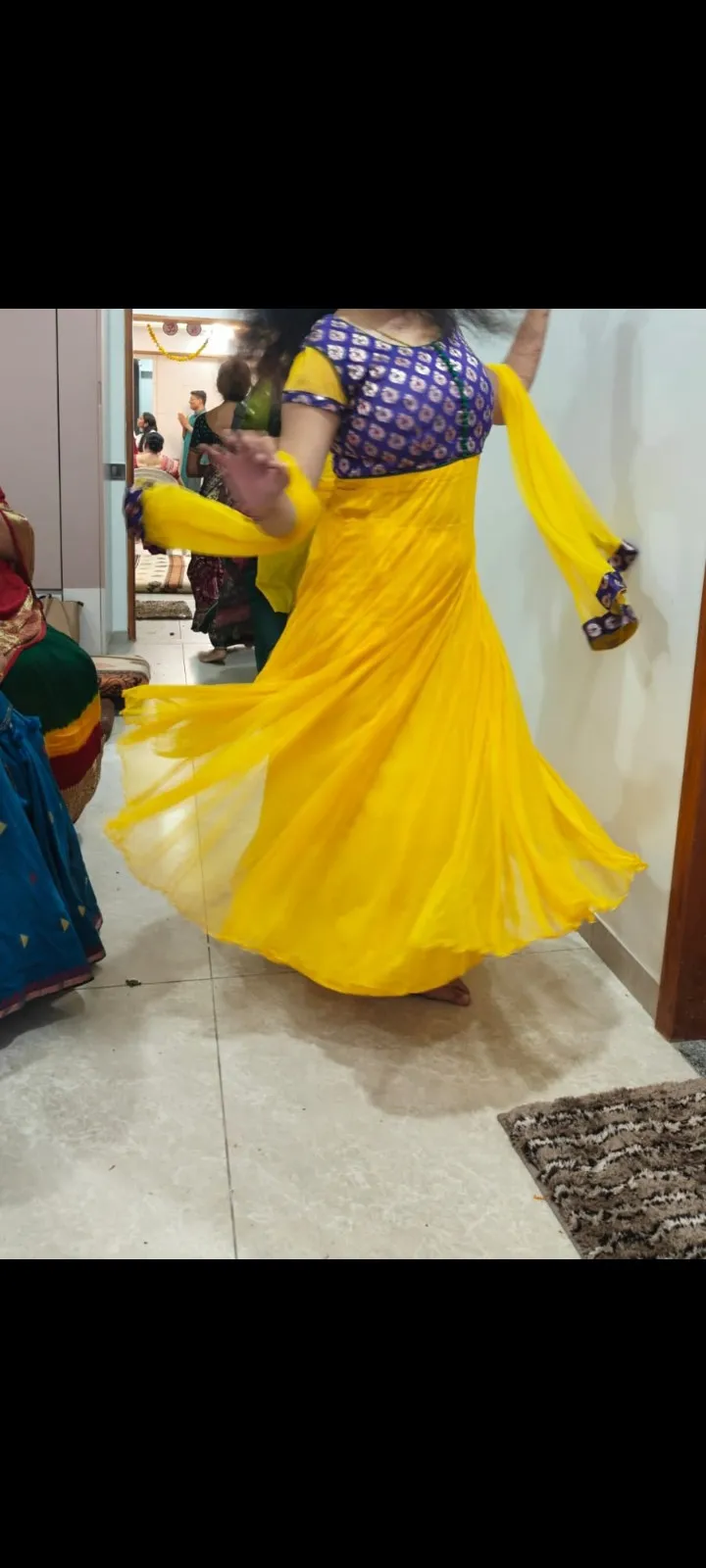 1 pese tredisanal chaniya choli frock