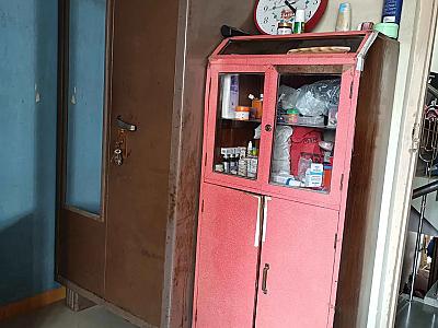Iron and wooden wardrobe combo