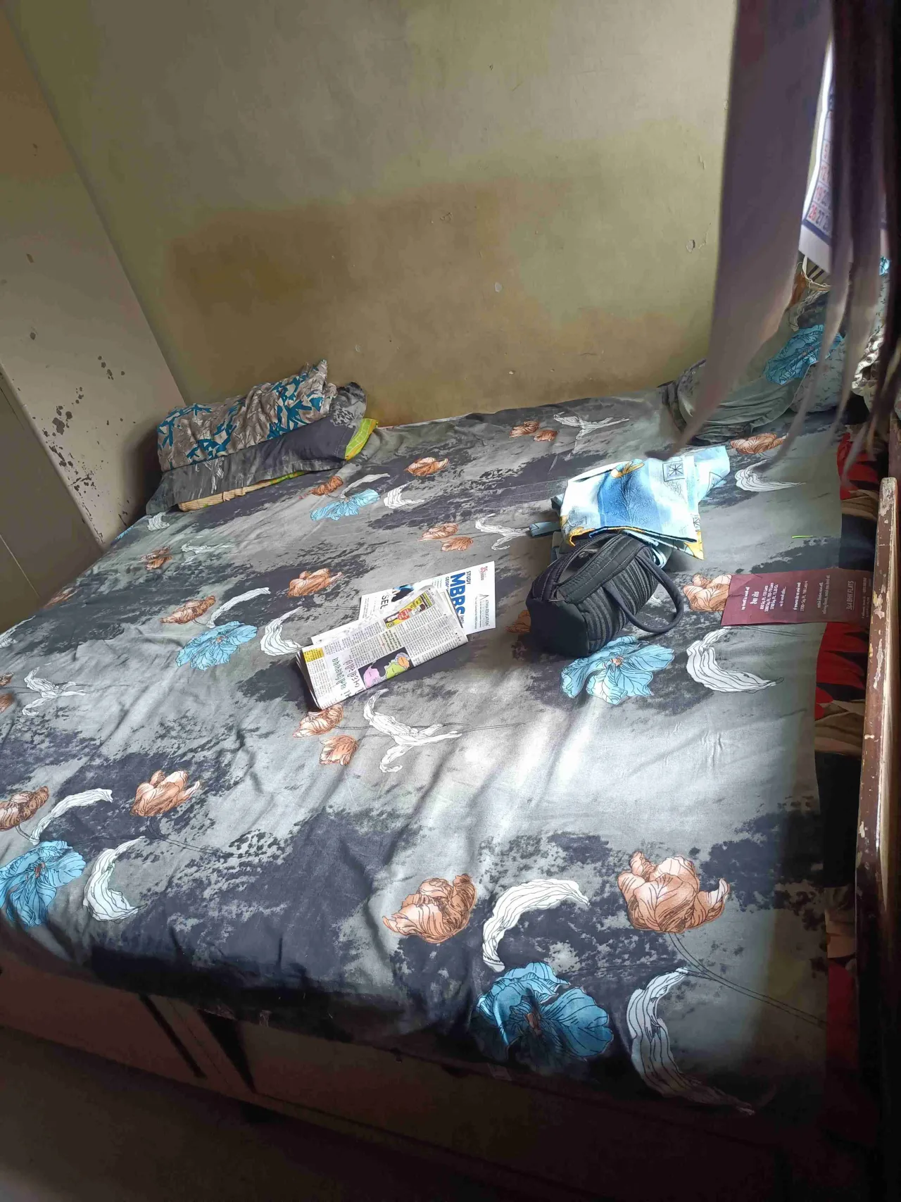 King size combo double and single bed