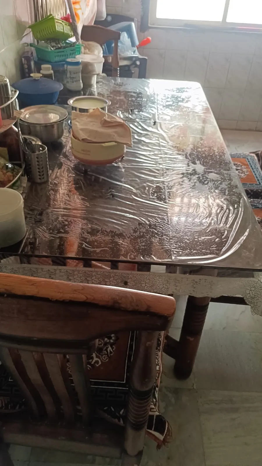 Dinning table