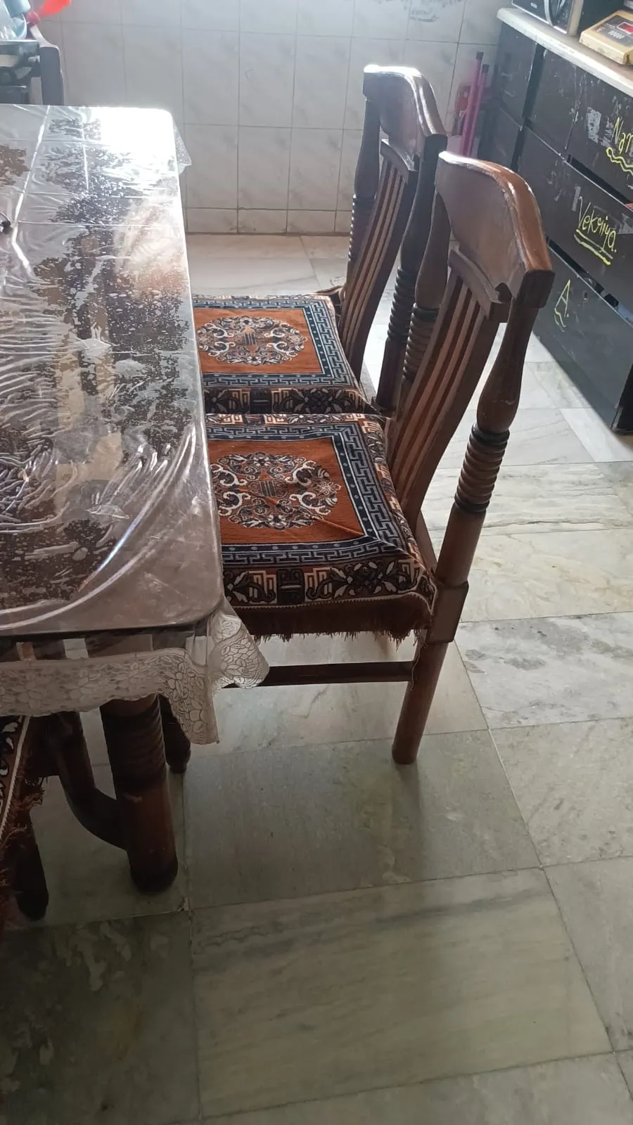 Dinning table