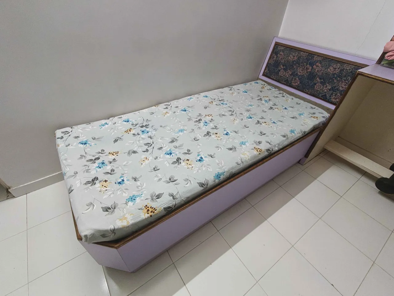 All house furniture for sell king size bed with storage, box style,,