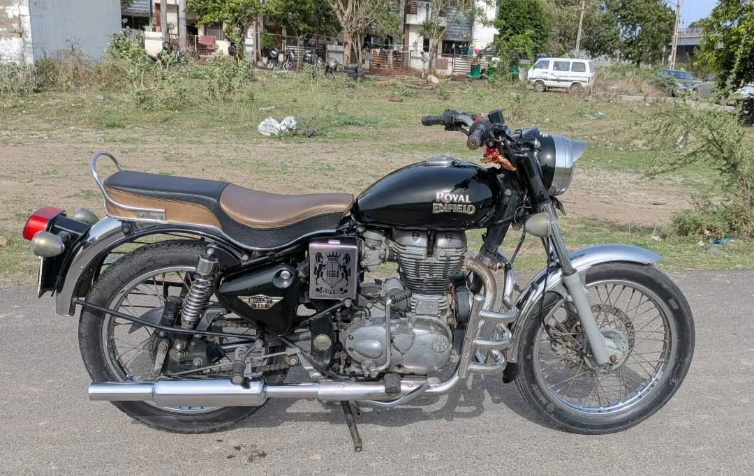 Royal Enfield Bullet , Model 2015, 1st Owner, Company Condition,Insurance June 2027, 2 Key,  Genuine Km-39400