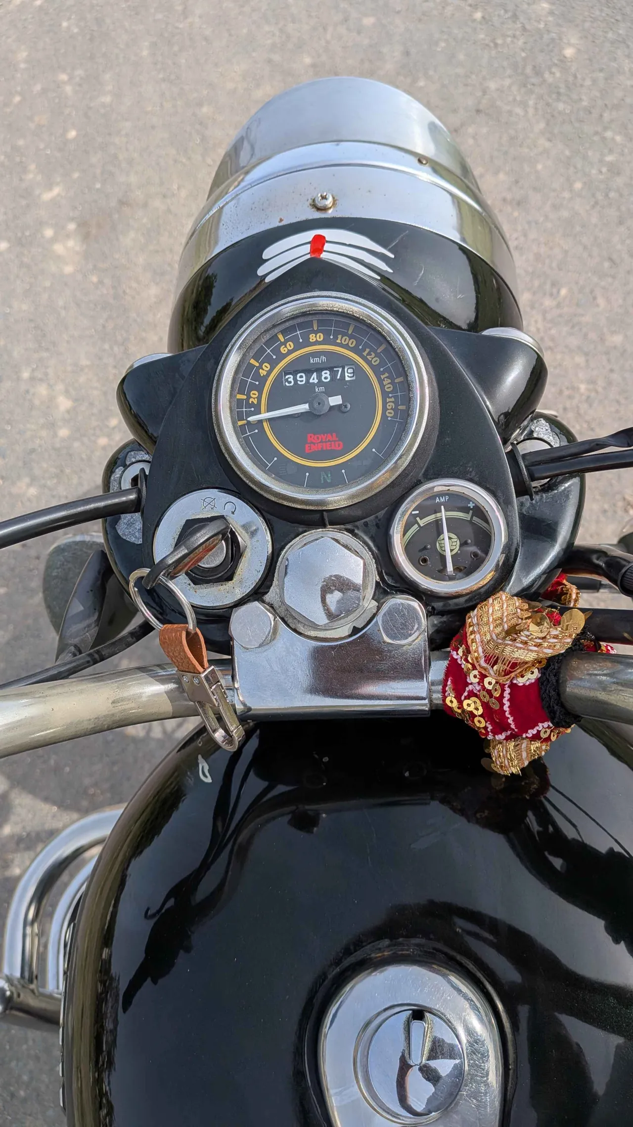 Royal Enfield Bullet , Model 2015, 1st Owner, Company Condition,Insurance June 2027, 2 Key,  Genuine Km-39400