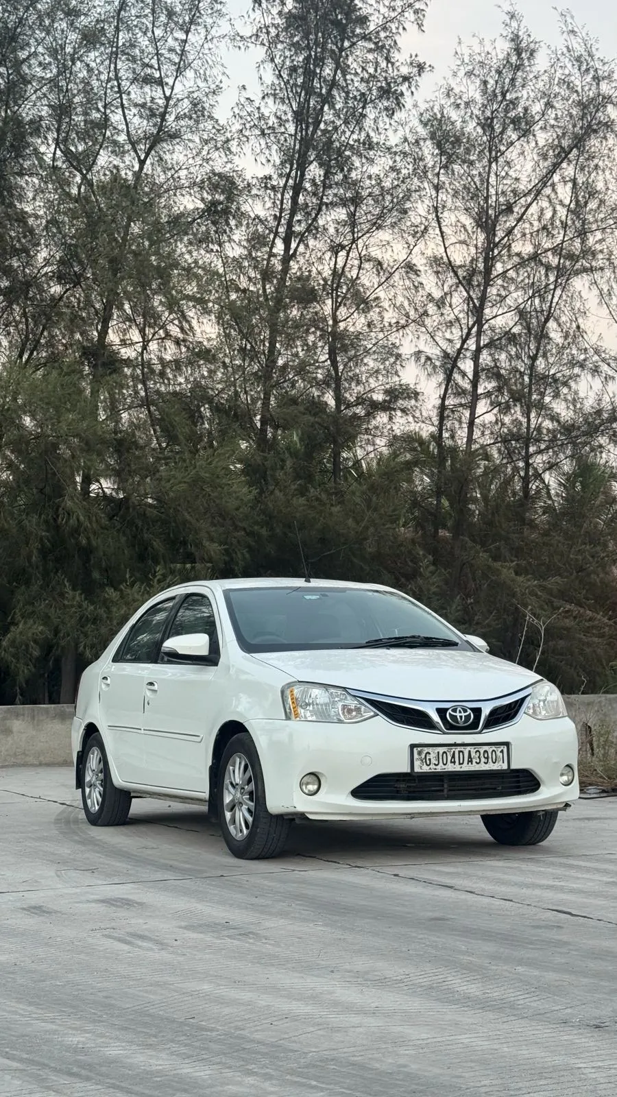 TOYOTA ETIOS PETROL CNG JAMNAGAR