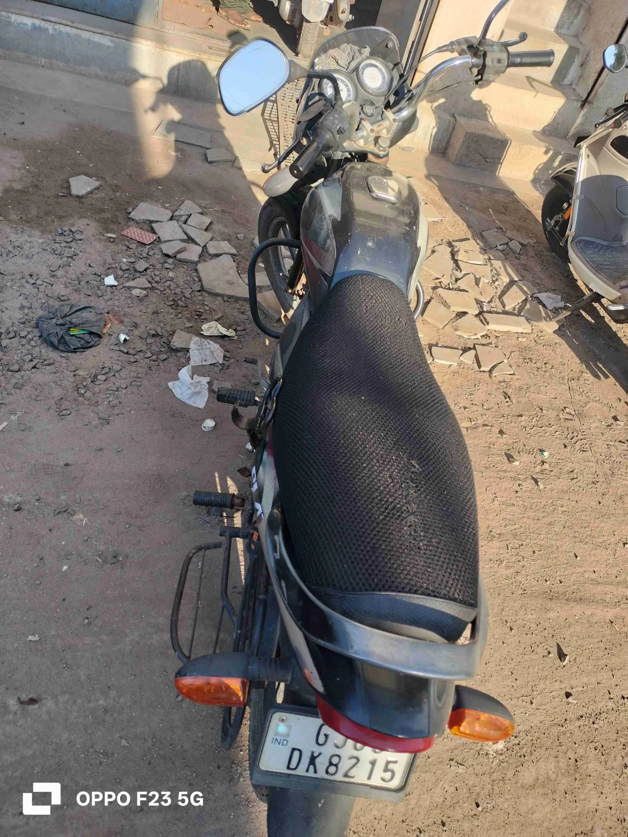 બજાજ પ્લેટીના ગુડ કન્ડિશન 9824572573