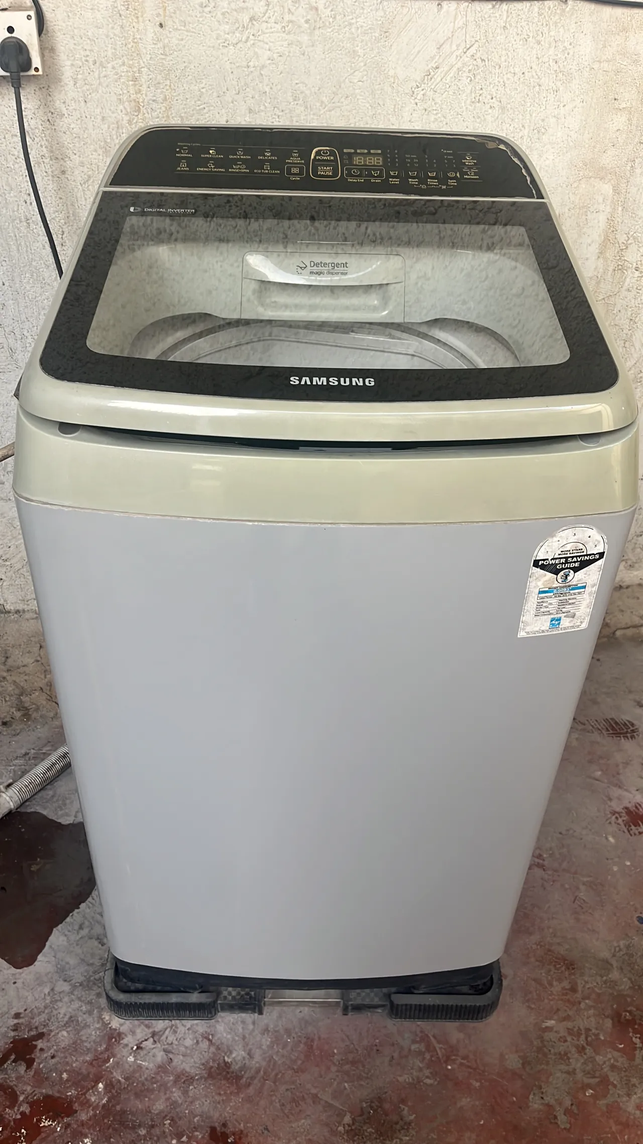 4 year old samsung fully automatic 6.5 kg top loder