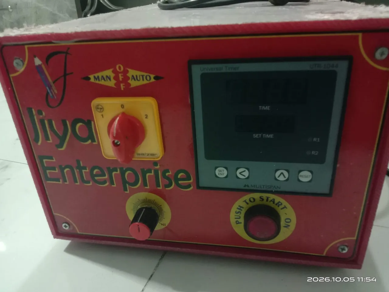 Pencil making machine
