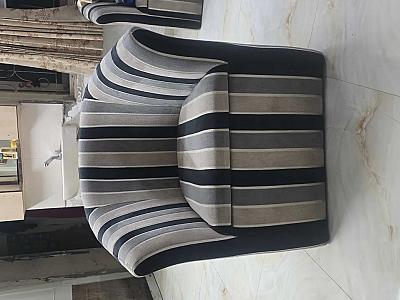 15 Single seating sofa