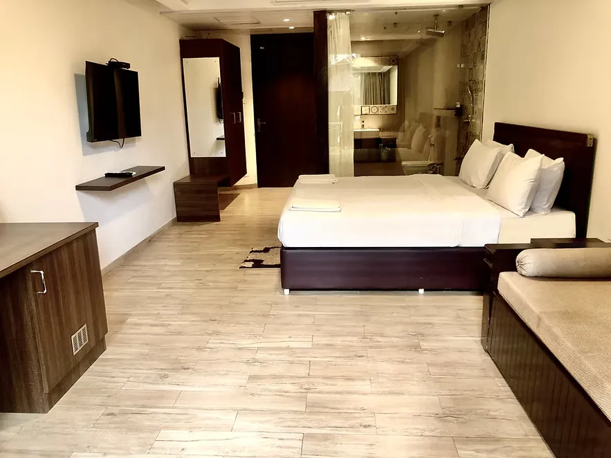 LOTUS SUTRA Beachfront Resort Arambol