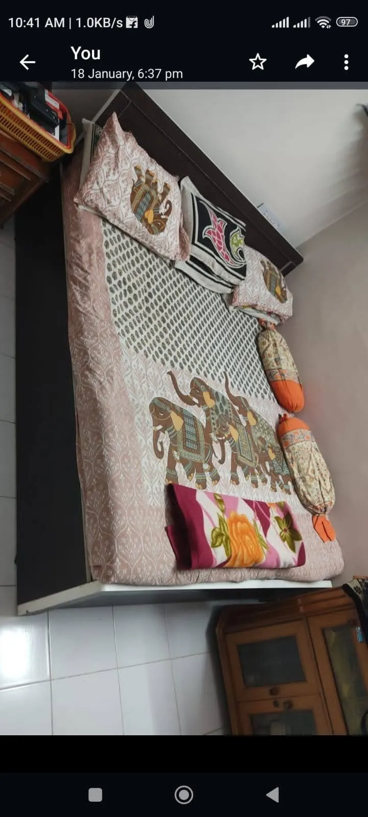 Double bed 5/6 partical board (bhusa ply) tip top condition running in use