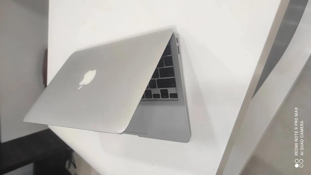 Apple macbook Air. Top conditions
