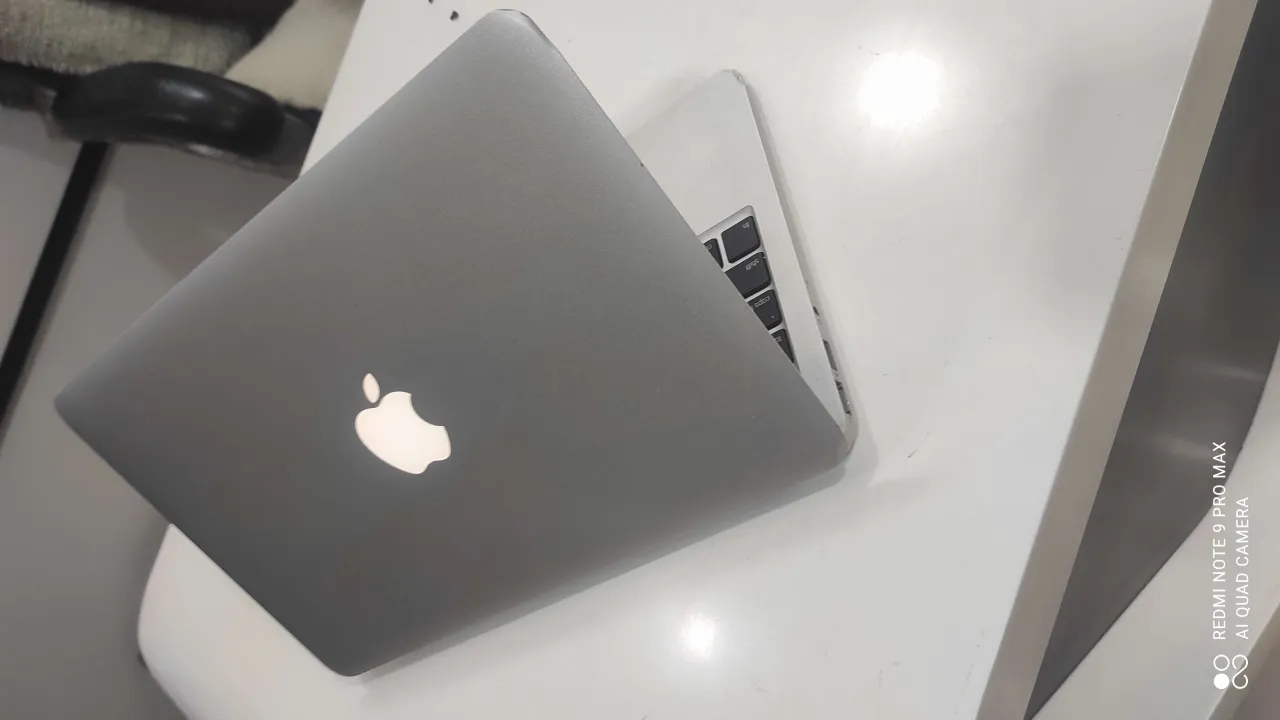 Apple macbook Air. Top conditions